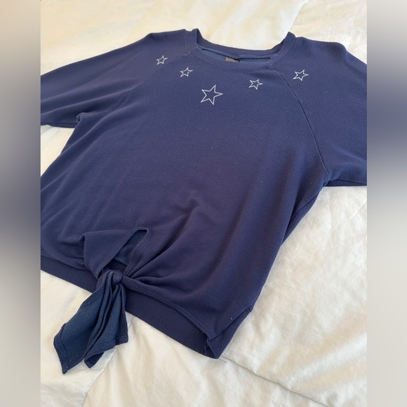 Barry’s Bootcamp Navy Sweatshirt with White Stars ✨💙 - Picture 5 of 5
